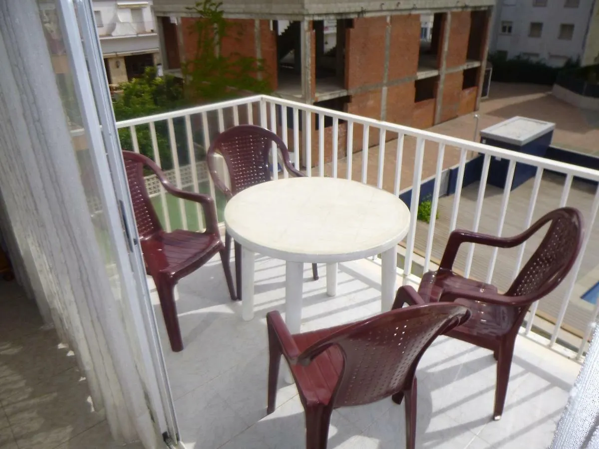 Leo Apartment L'Estartit 0*,